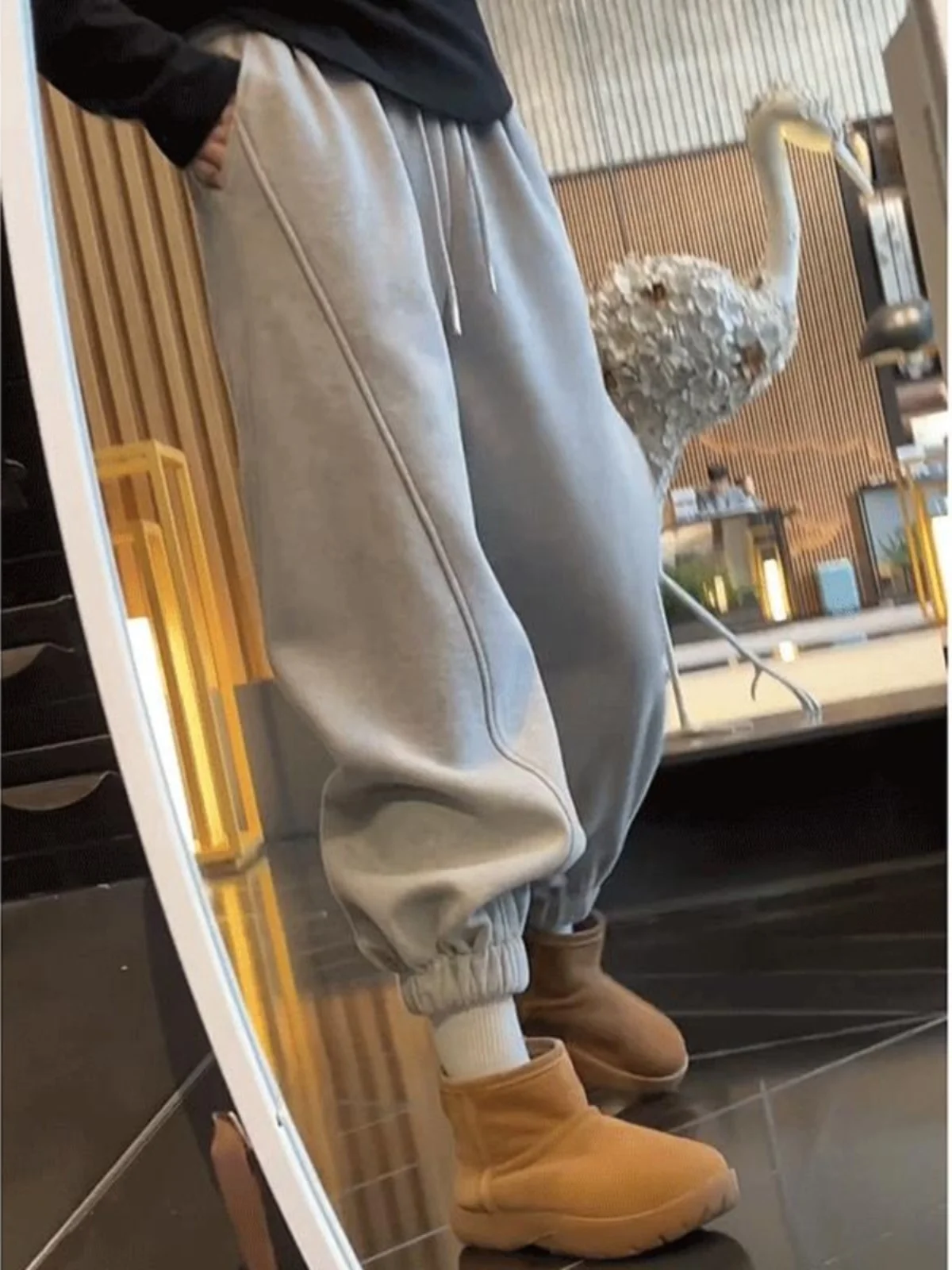Thickened Fleece High Waist Slimming Cuffed Pants Women's Casual Loose Fit Autumn Winter New Style Warm Comfortable Sporty Sw...
