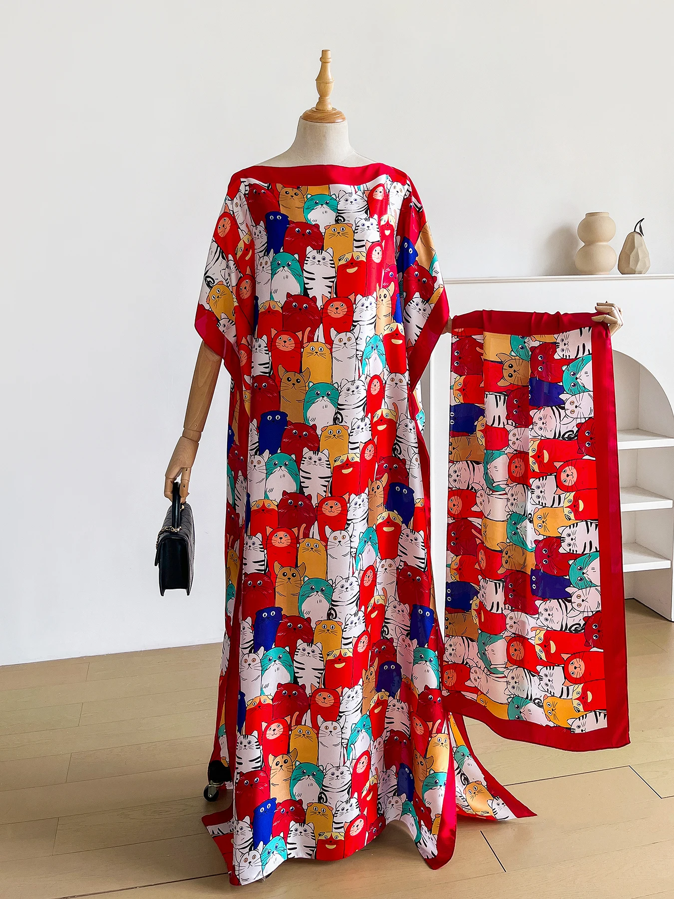 Dubai Cute Cartoon Cat Print Abaya With Matching Scarf, Boat Neck Batwing Sleeve Loose Maxi Kaftan Dress For African MuslimWomen