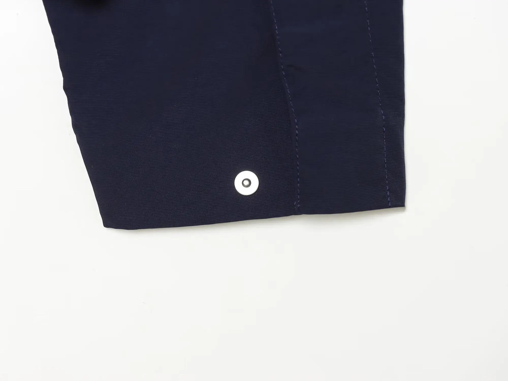 Herbst Neue Damen-Spleißjacke mit Revers und Gürtel, Langarm, Retro, Kurze Oberbekleidung, Lässiger High-Street-Stil, Damen-Pendlermantel – Detail 8
