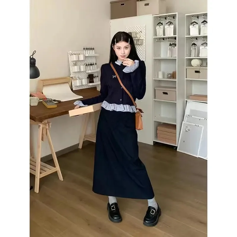 College Style Niche Fake Two-piece Bow Long Sleeved Sweater For Women's Autumn Loose and Slimming Short Knitted Sweater Top