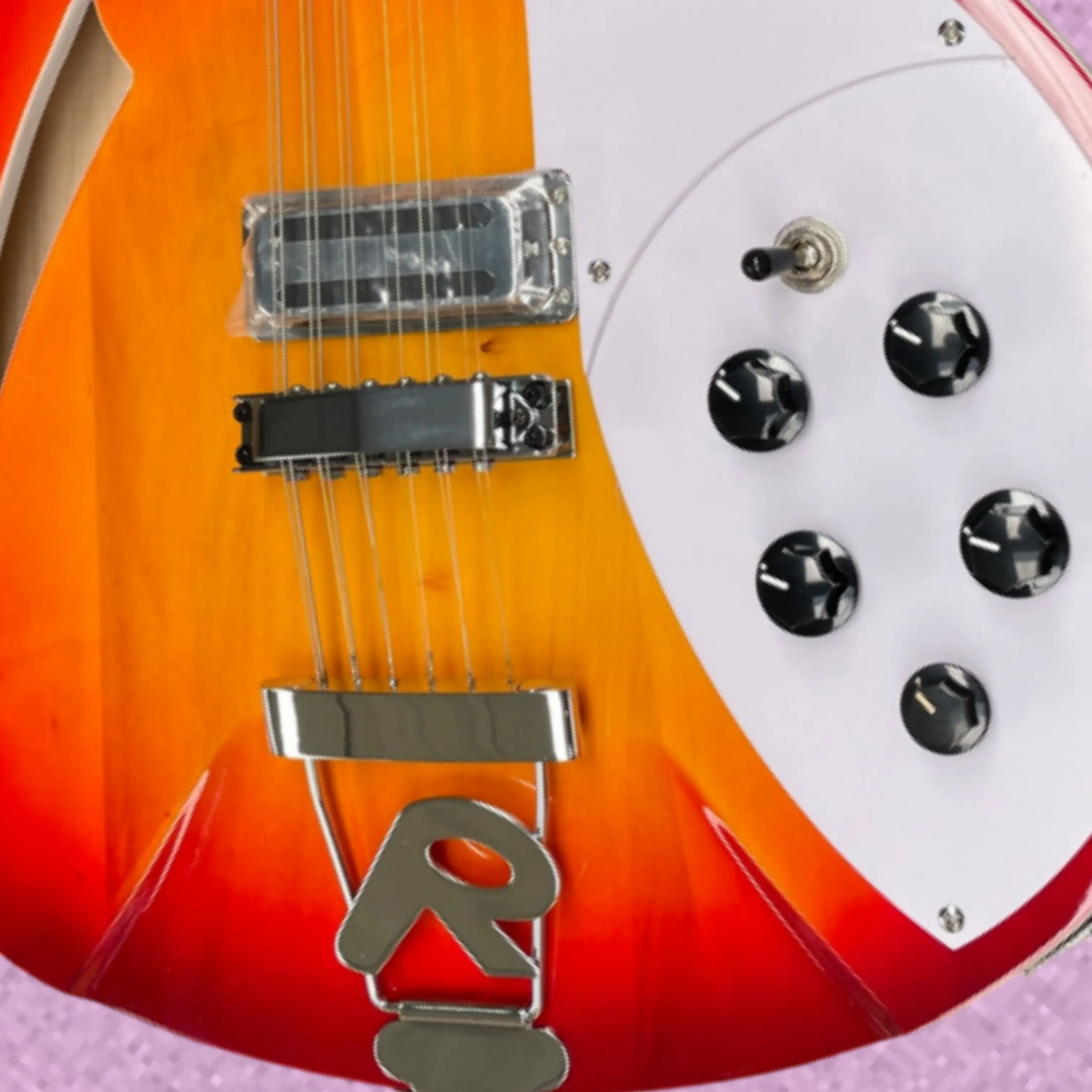 Sunset Gradient 12-String Electric Guitar, Semi-Hollow Body Guitars, White Pickguard for Retro Pop Stage Performance Guitarra