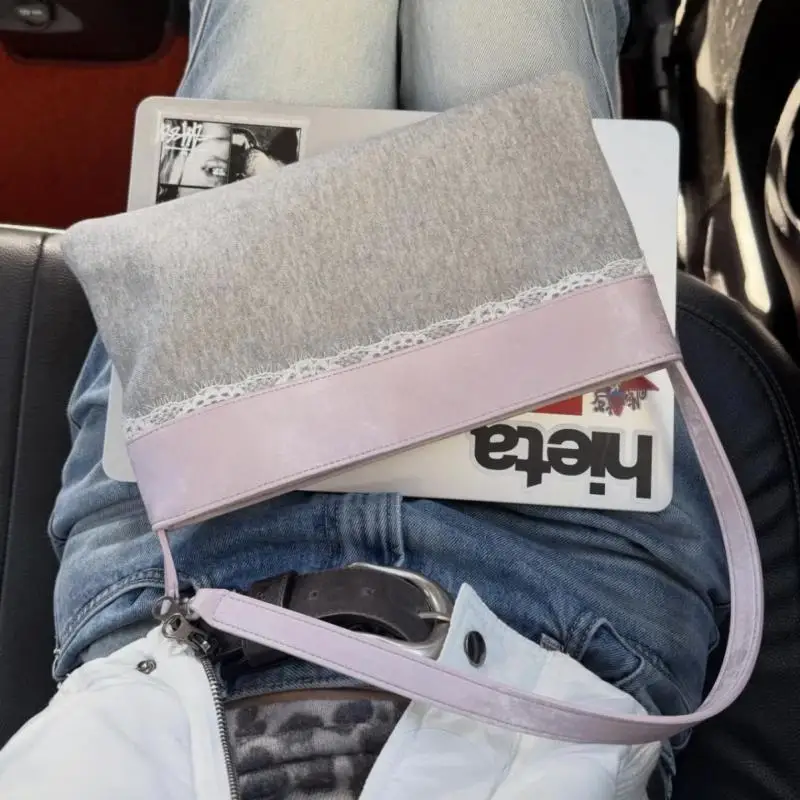 

Модные женские сумки через плечо 2026: Новинка, легкий люкс, французский стиль, с кружевными вставками и плиссированным краем, универсальные, для повседневного использования