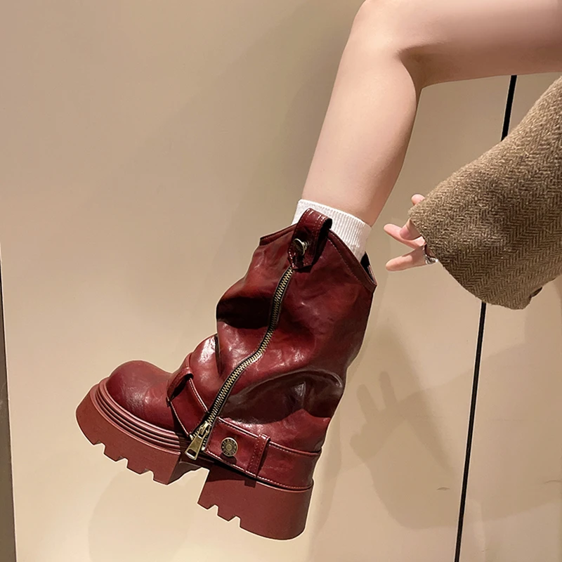 

Сапоги средней длины на блочном каблуке с застежкой-молнией, новинка зимы 2023, нескользящие брюки на платформе с круглым носком и пряжкой на ремне