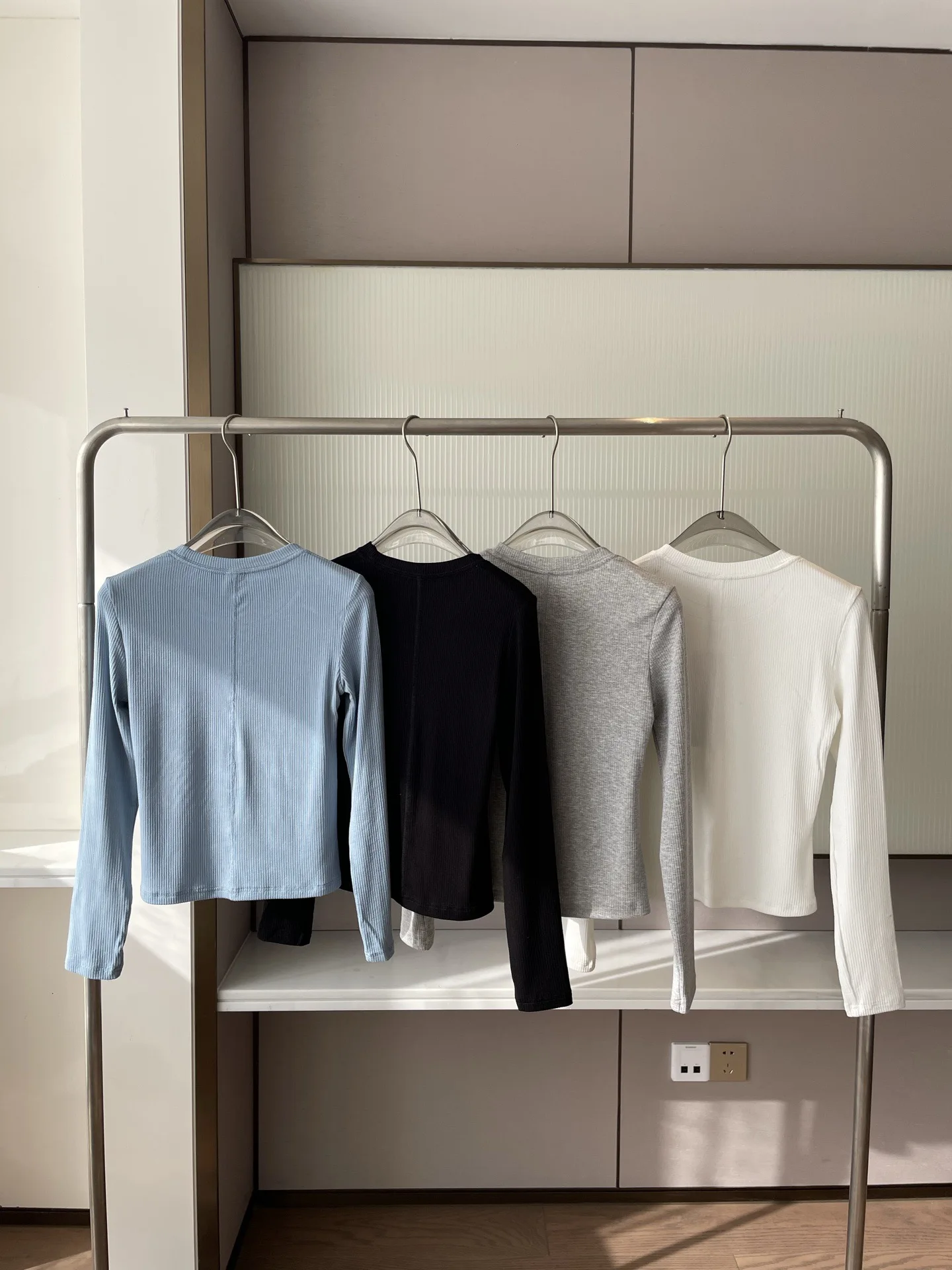 Spring 2026 Quick Dry Yoga T-Shirt Women's Long Sleeve Base Layer Top Pilates Inner Wear Knitted Cotton  Color Threaded
