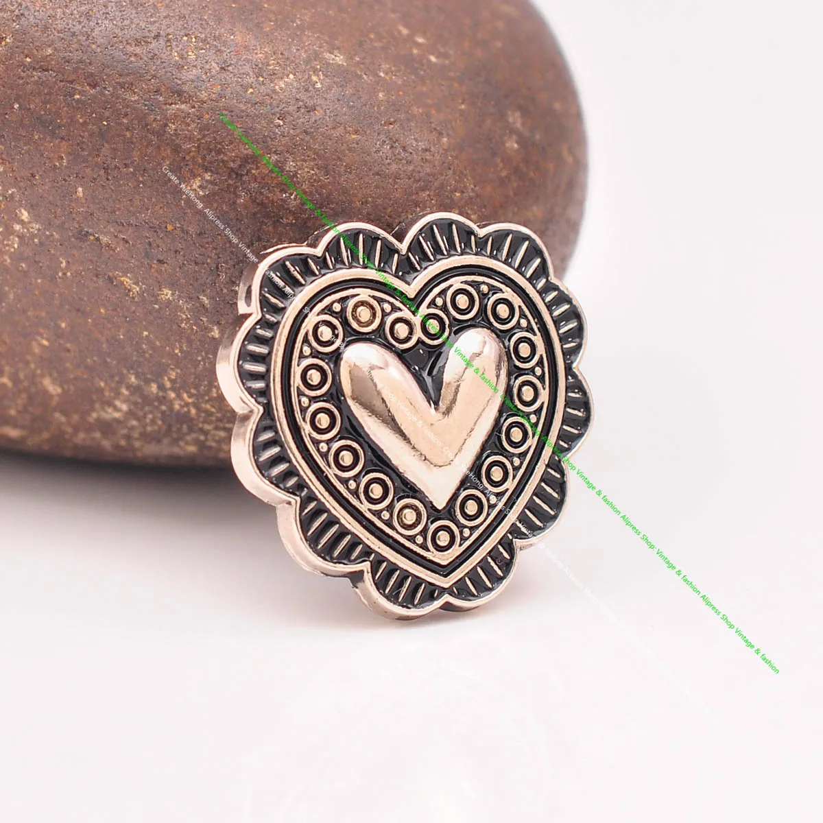 10pcs 20mm Silver Flower Engraved Sweet Love Heart Western Saddle Bracelet Leathercraft Belt Accessories Conchos Screwback