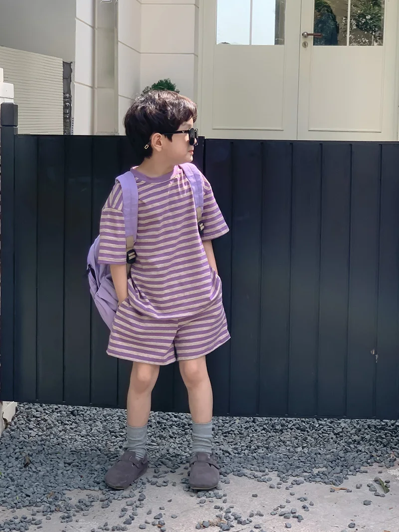 笑顔の夏の子供服セットストライプTシャツとショーツ男の子のカジュアルスーツ女の子のロングドレスブラザーと姉妹の服