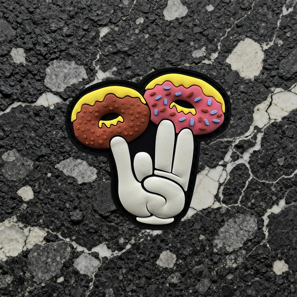 Creative Dessert Gesture Art Graphic Emblem Patch Badge Waterproof Pvc Material Clothing Backpack Decoration Patch Glow-In-The-Dark Free Felt Backing