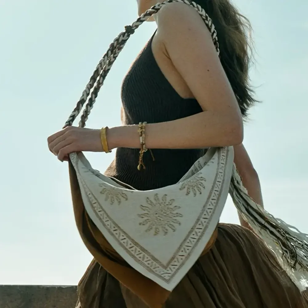 

Bohemian Shoulder Bag For Women With Cotton Rope Strap Triangle Shape Hobo Bag Vacation Summer Beach