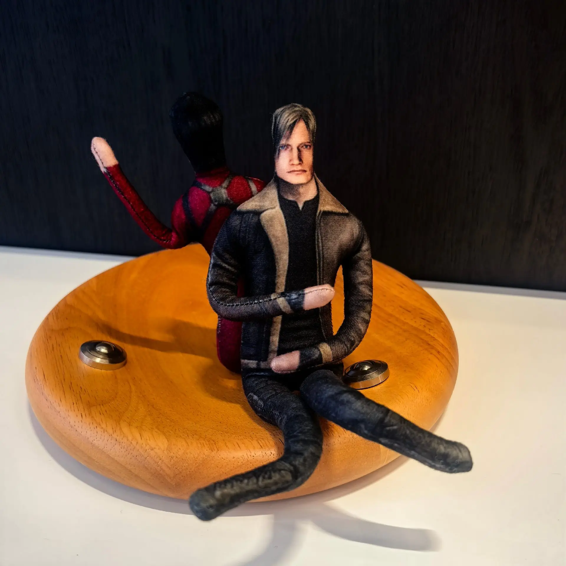 Funny 26cm With Body Wire Flexible Anime Resident Game Evil Character Leon Scott Kennedy and Ada Wong Plush Toys Plushie Doll view 6