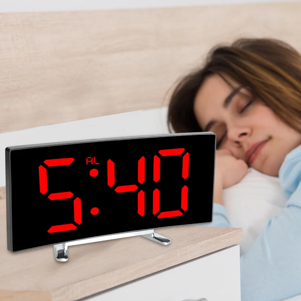 Digitaler Wecker, große Zahl, Tischuhr, Heimdekoration, LED-Bildschirm, gebogen, dimmbar, Spiegeluhr, 17,8 cm, für Kinderzimmer