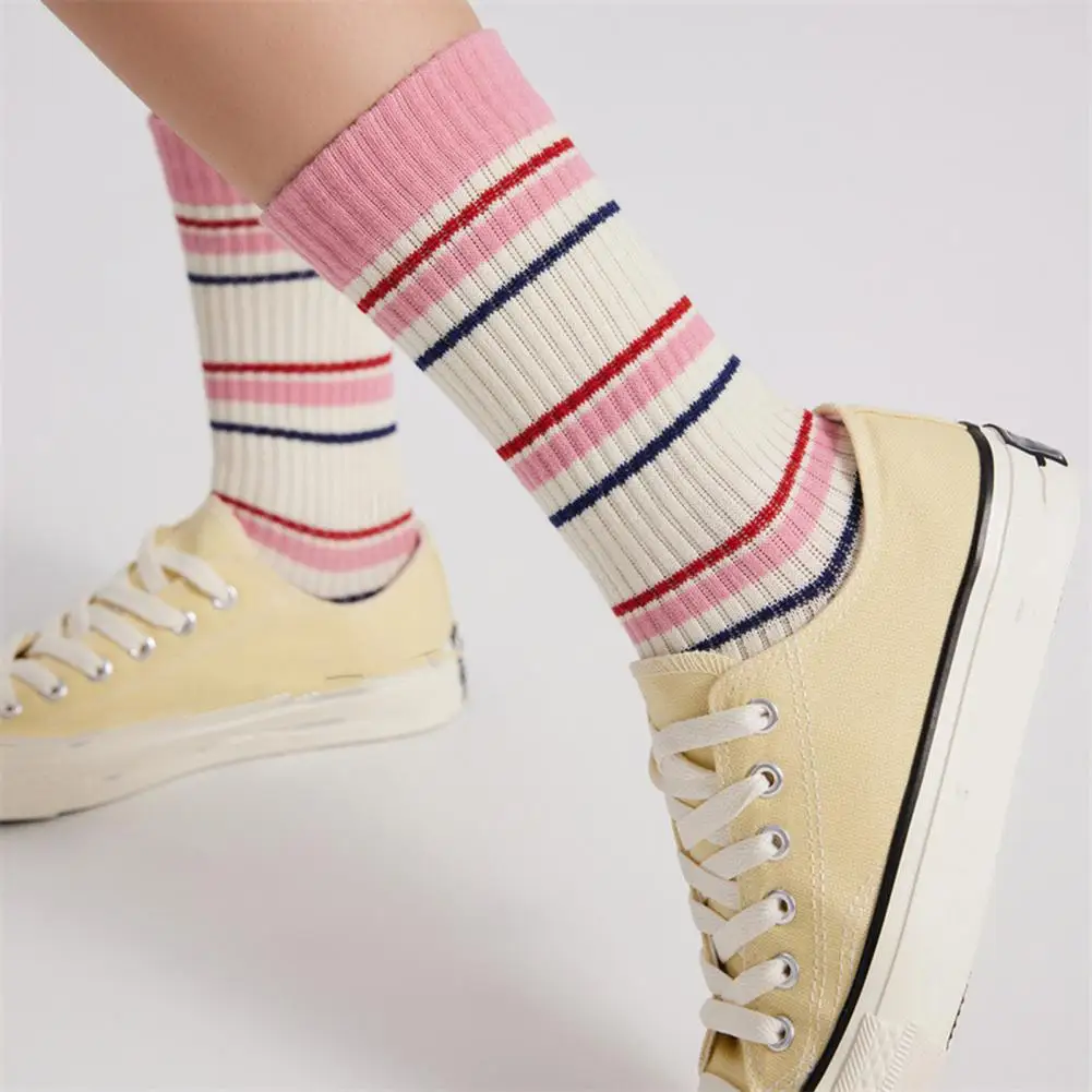 Holiday Socks Vintage Striped Women's Winter Sports Socks High Elasticity Anti-slip Breathable Sweat Absorbent High Elasticity