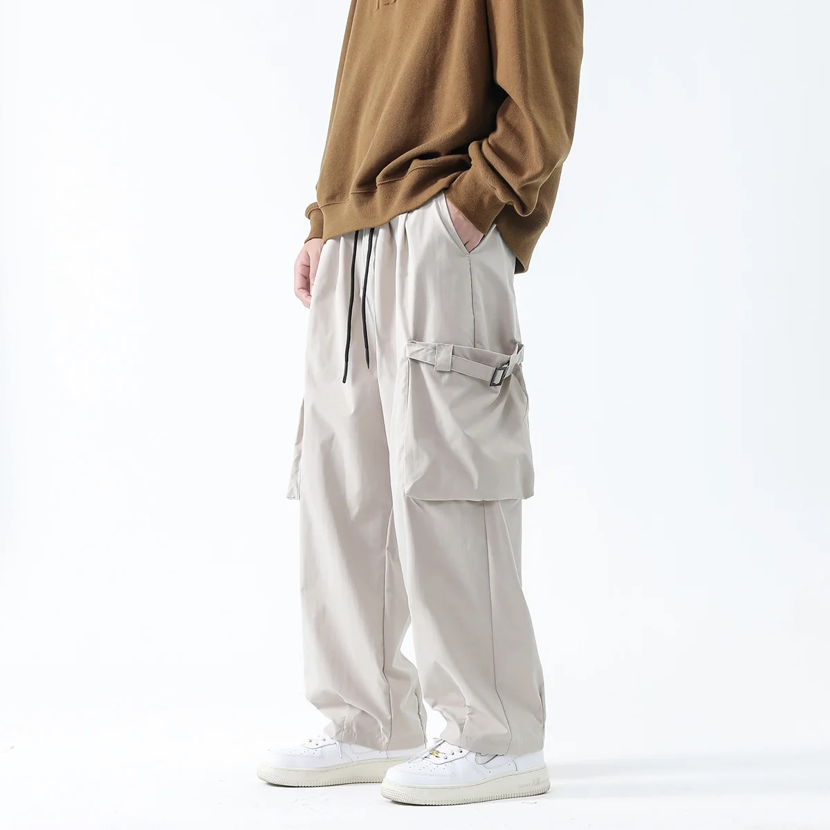 Cargo Pants Men Big Pocket Jogger Sweatpants Male Hip Hop Fashion Harem Pants Elastic Waist Trousers Streetwear Large Size 5XL