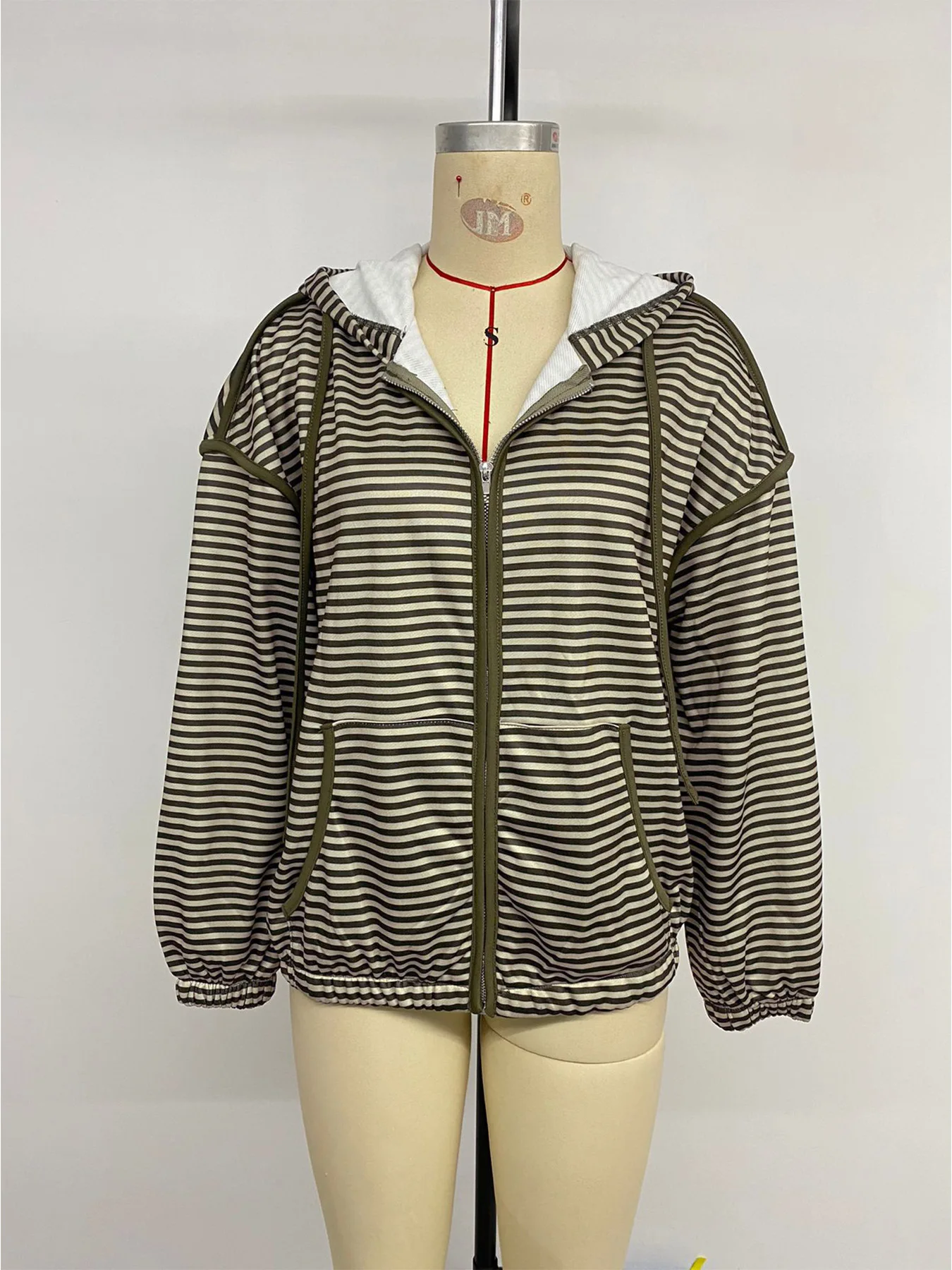 2025 New Autumn Commuting Date Lazy Hooded Striped Women's Casual Jacket