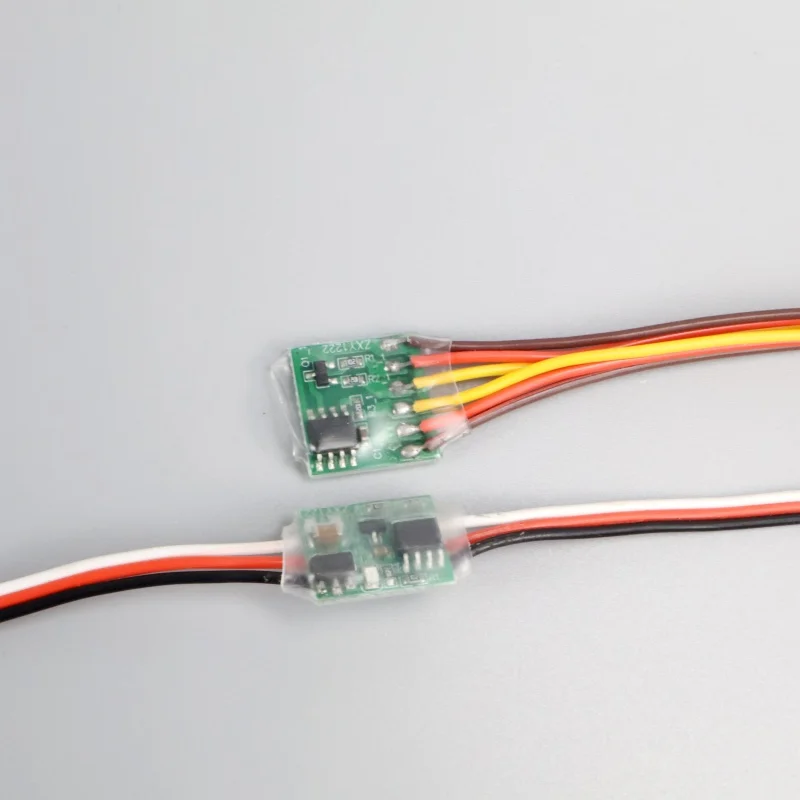 4 Uds Servo inversor Universal señal 4-6V/3,6 V-24V marcha atrás bajo/alto voltaje para RC Servo avión cola en V
