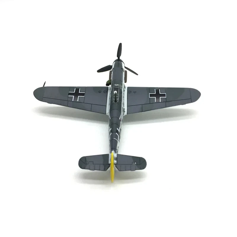 1/72 Scale German WWII BF-109 Fighter Model Diecast Airplanes Military Display Model Aircraft for Collection Classic Model (Jung