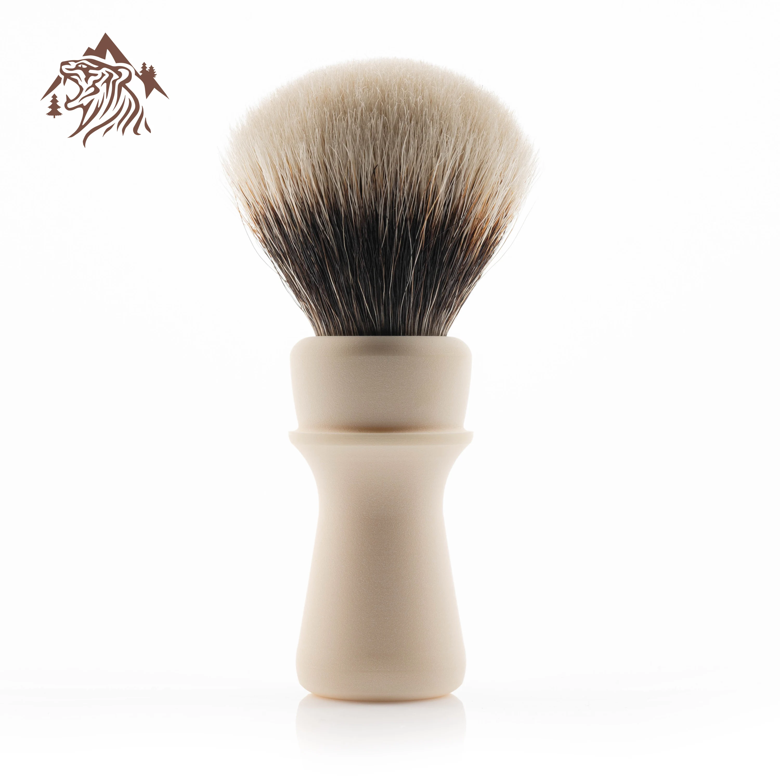 OUMO - Ozzy Bone Resin CNC Artisan Shaving Brush