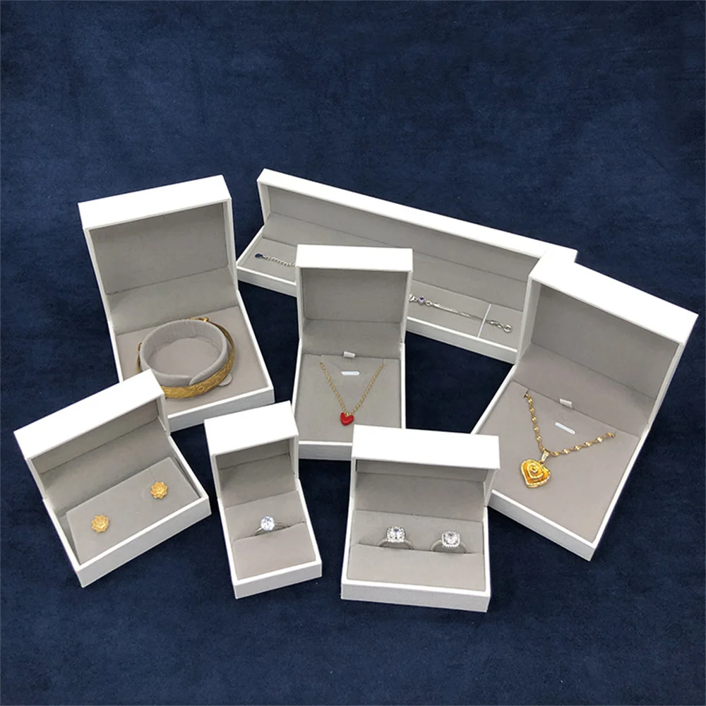 Bracelet Box Right Angle Gift Packaging Box Necklace Box Composite Material For Online Dropshipping Silver Products Packaging