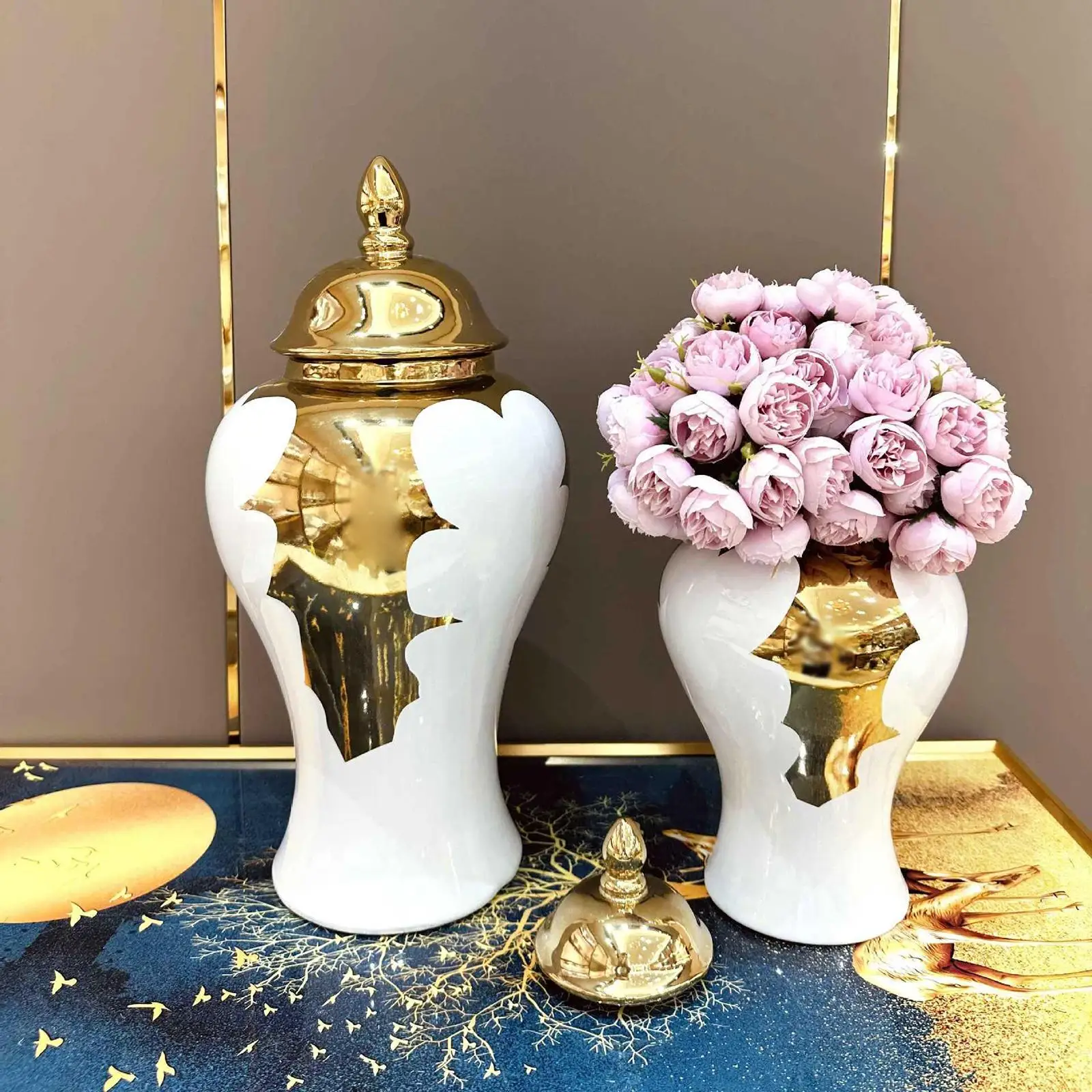 Porcelain Ginger Jar Flower Vase with Lid for Home Decor Ceramic Storage Jar for Bedroom Living Room Office Centerpiece