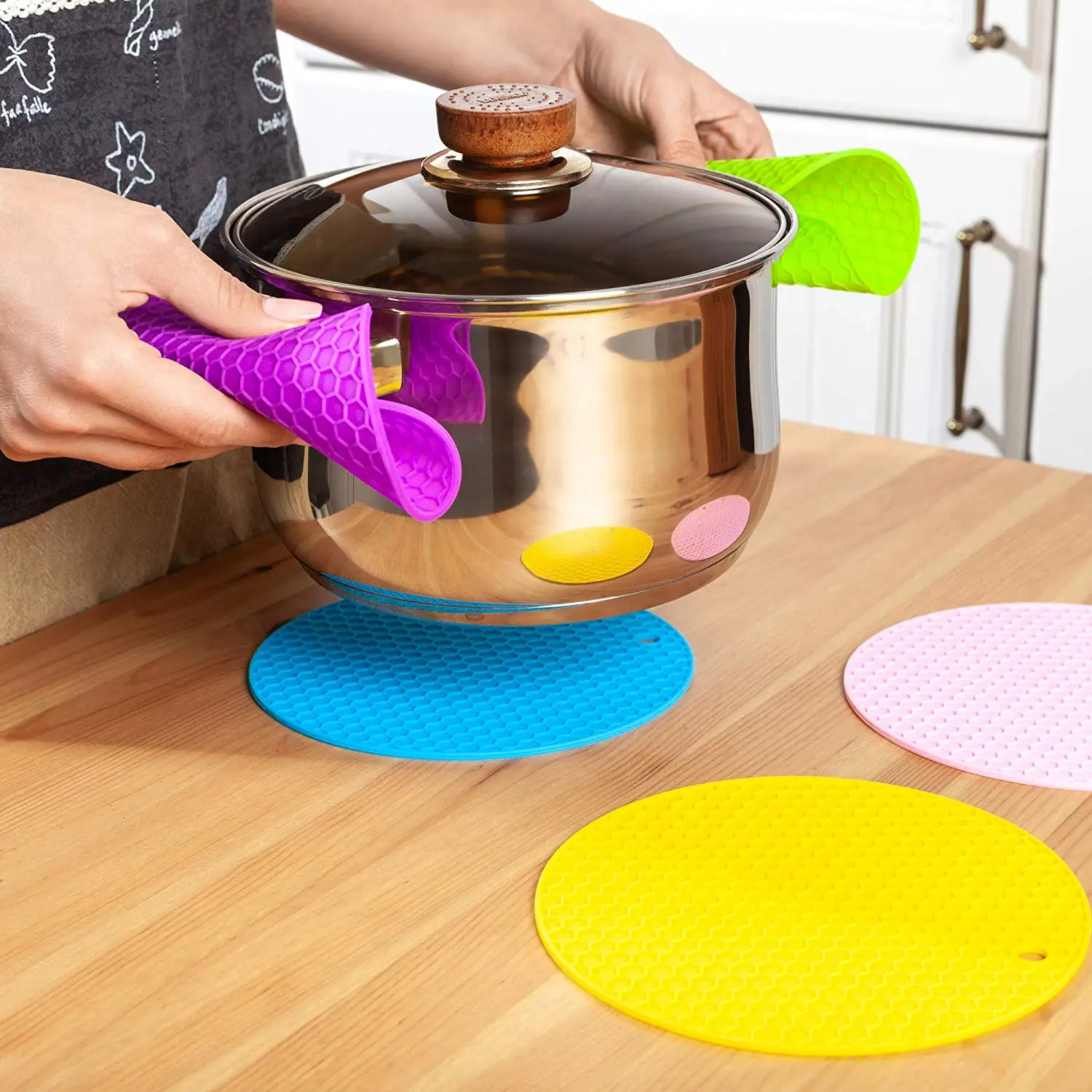 Silicone Pot Holders Trivets Mat Multipurpose Round Pot Holders Trivets Jar Openers Food Safe Heat Resistant  Eco-Friendly Mat