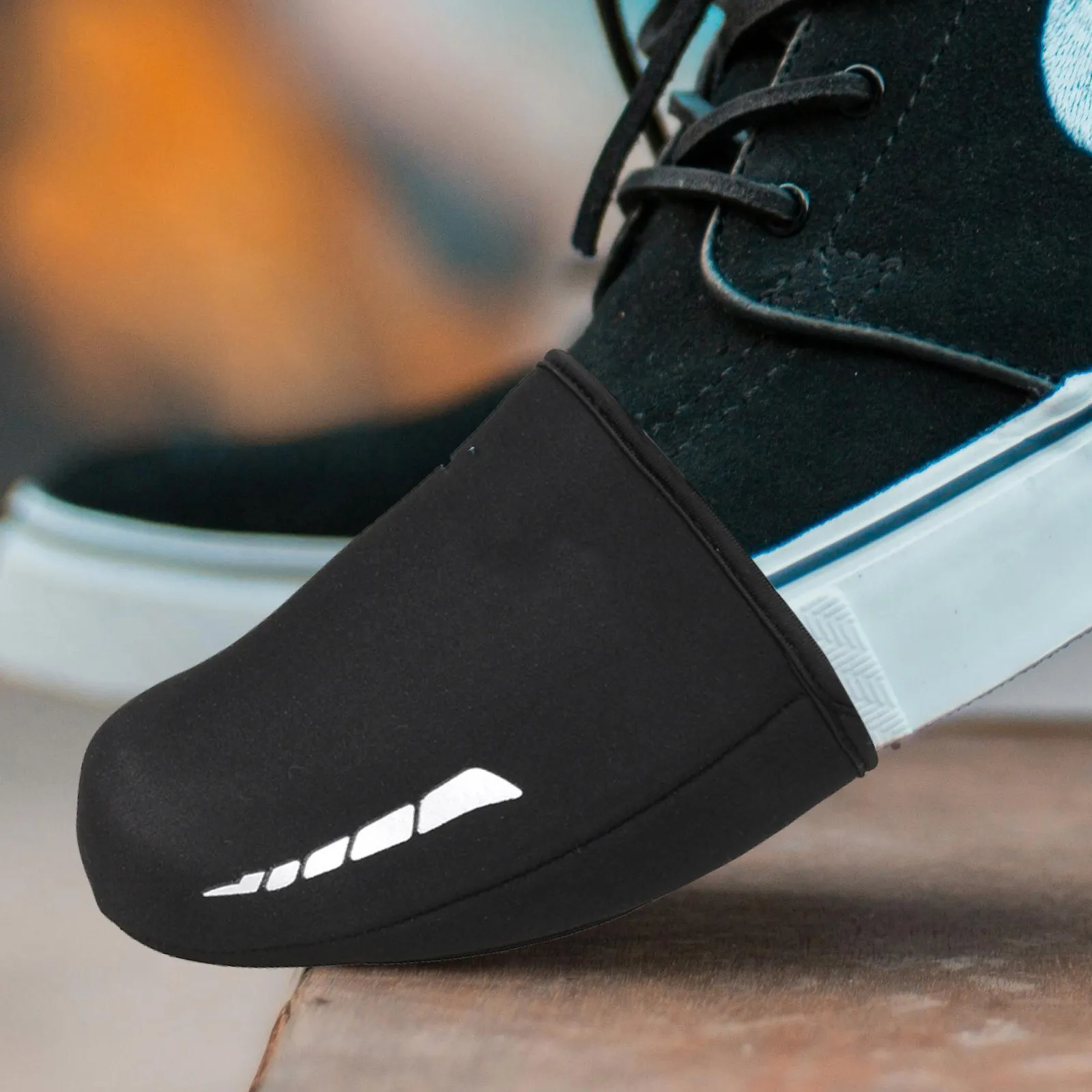 

1 пара термозащитных чехлов для велосипедных ботинок из неопрена, ветрозащитные, зимние, утепленные, износостойкие, защитные.