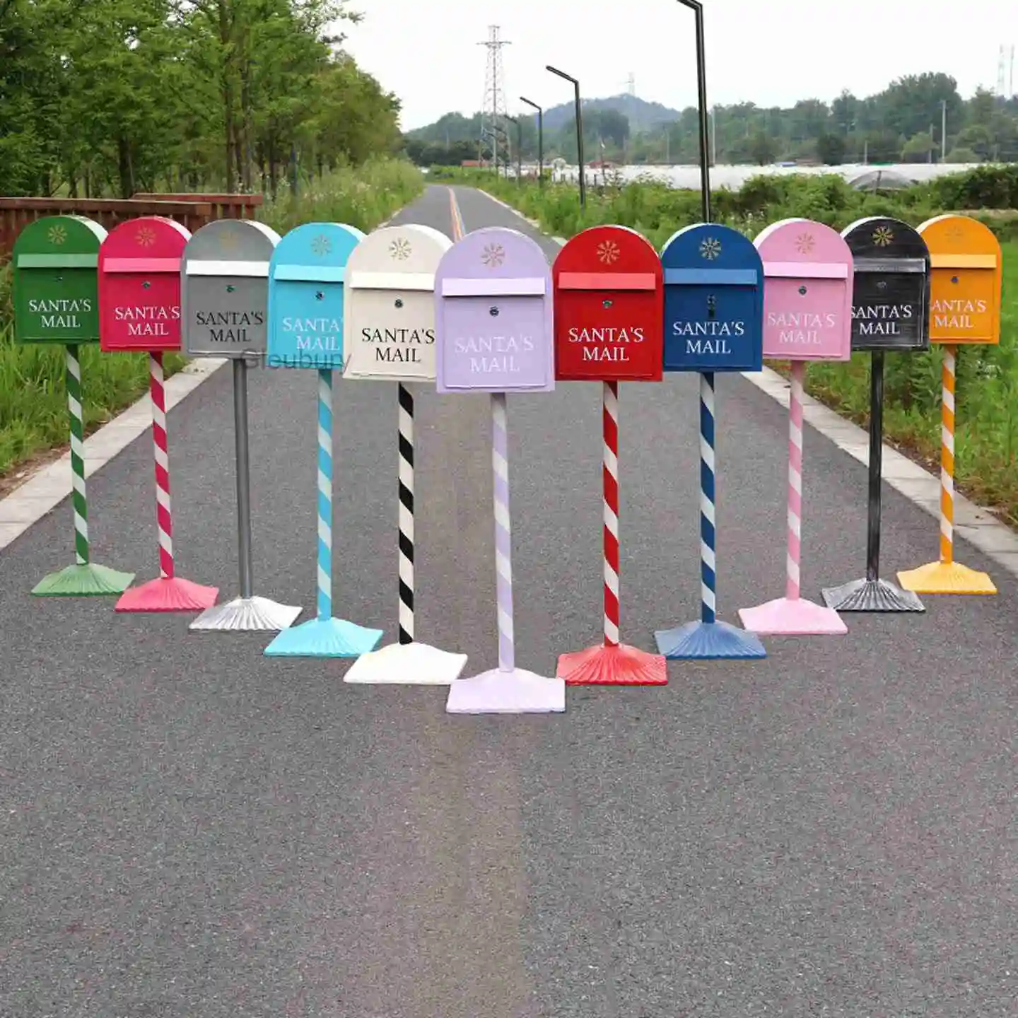 Outdoor vertical creative mailbox, decorative item, suggestion box for kindergartens, mailbox, post box