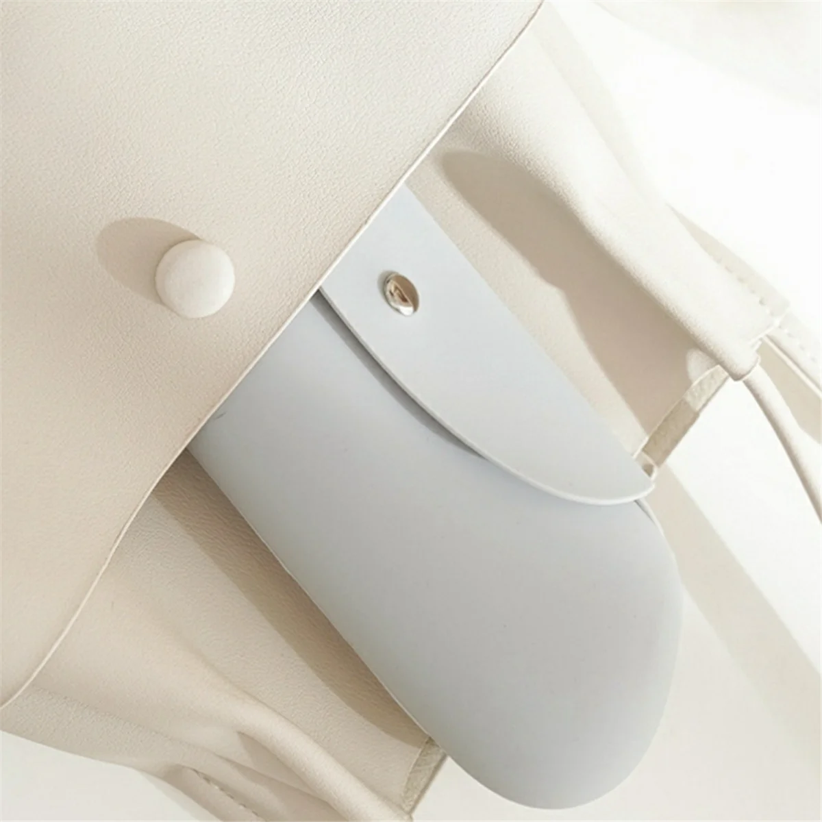 

Silicone Makeup Brush Holder Travel Cosmetic Bag: Soft Portable Cosmetic Face Brushes Holder Khaki