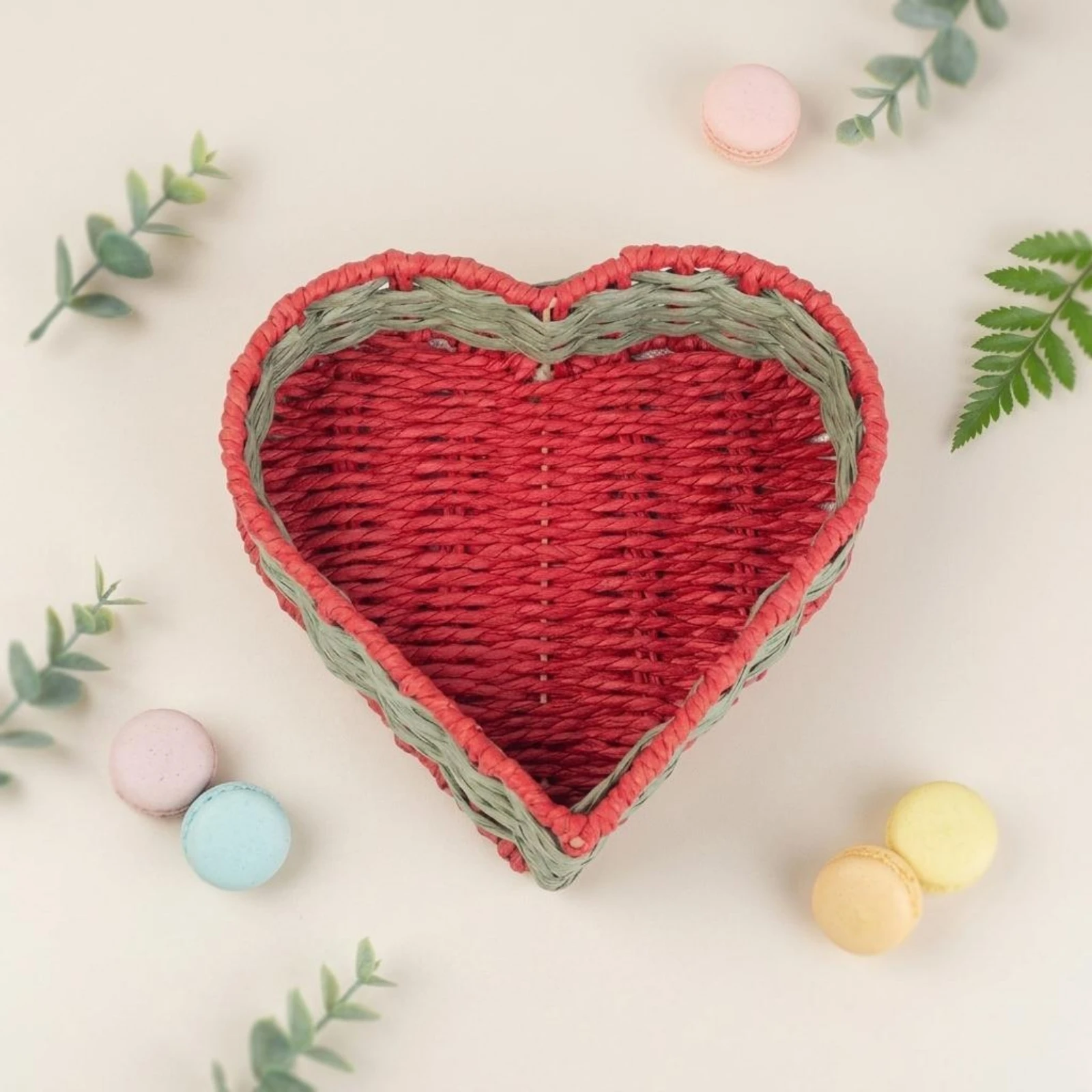 

Heart Shaped Storage Basket Handmade Heart Storage Basket Multi-Purpose Lightweight for Shelf