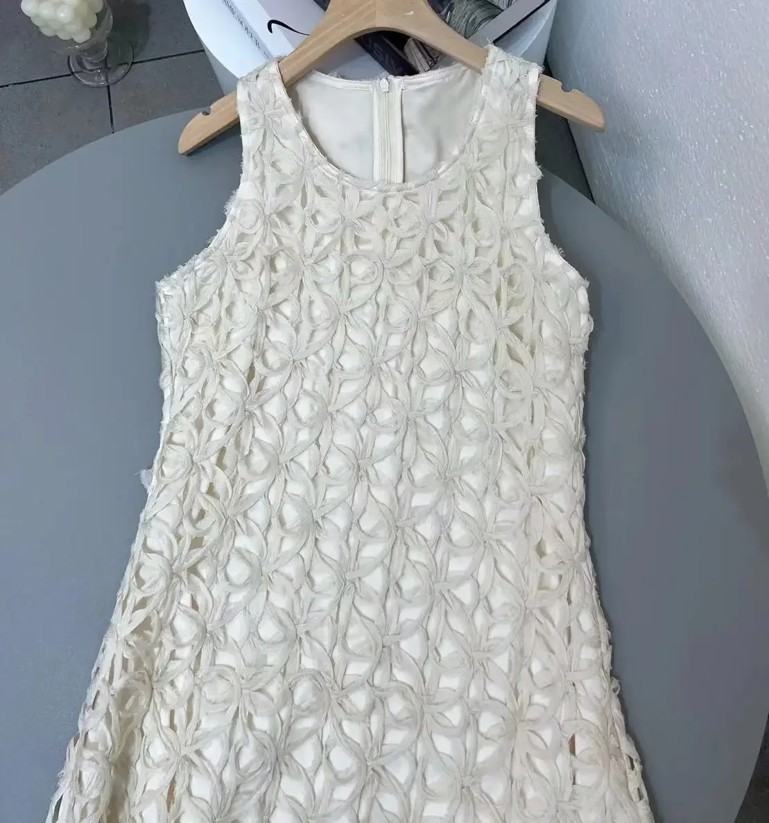 2023 Women's New Lace Hollow Dress Slim Round Neck Sleeveless Evening Birthday Party Woman Elegant Maxi Dress Female