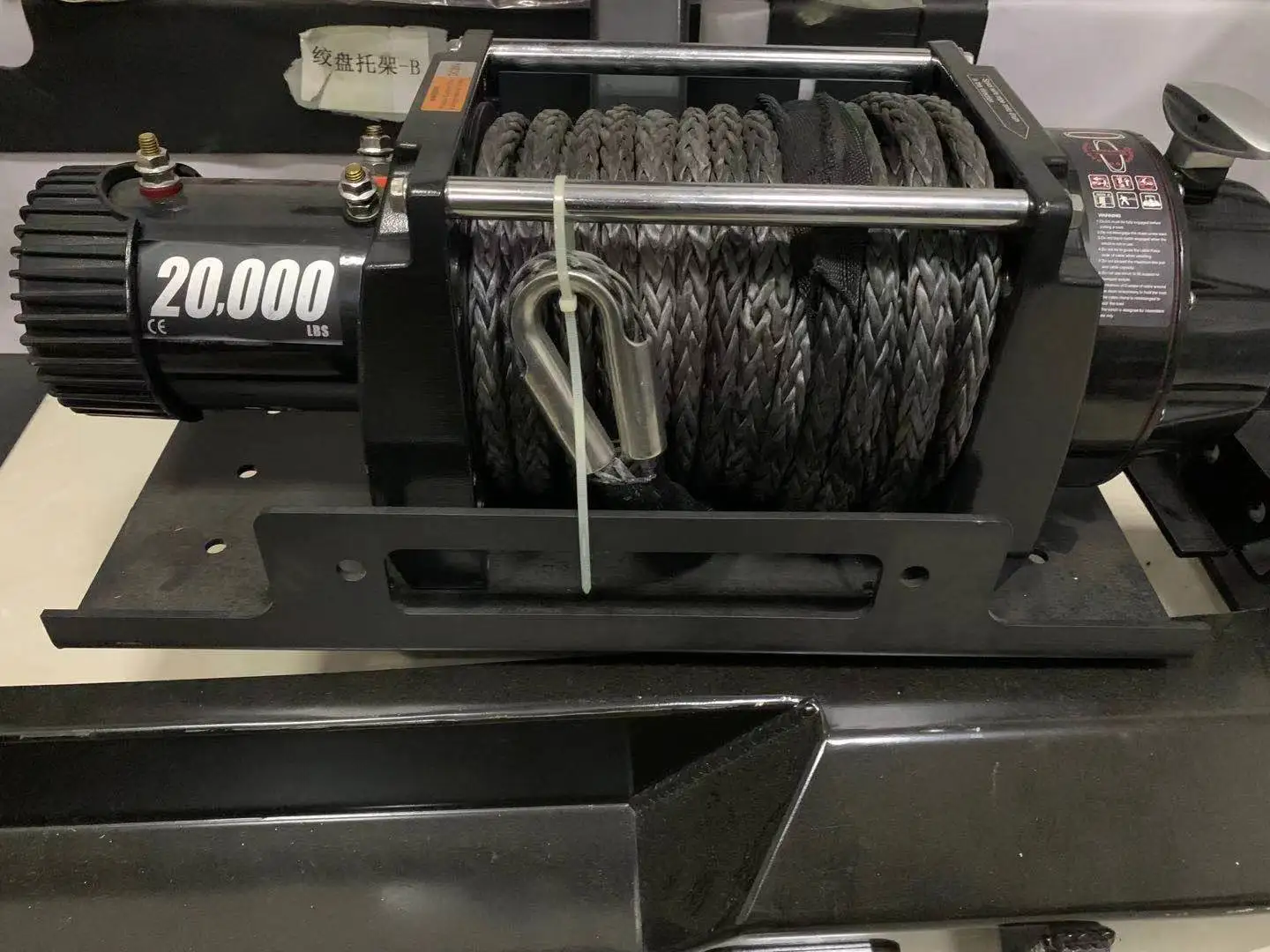 وافق DAO Ce 12 فولت 20000 رطل ونش شاحنة أوتوماتيكي كهربائي 20000 رطل ونش سحب عالي التحمل