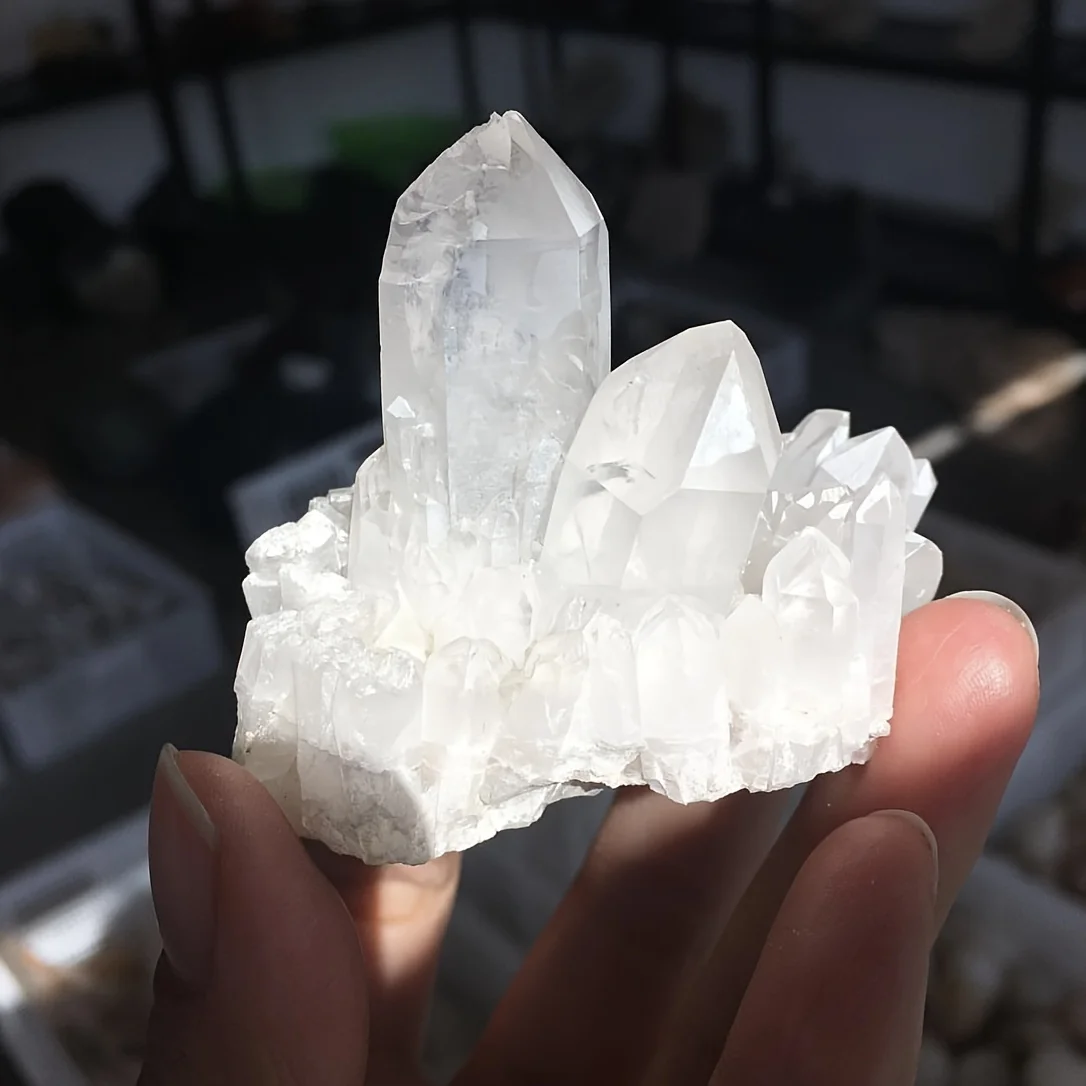 AA+ Premium Transparent Quartz Cluster — Home Decor Crystal, Ideal Gift for Parents，Irregularly Shaped Specimen