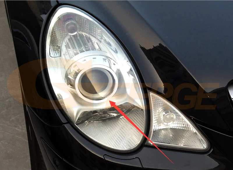 لمرسيدس بنز R الفئة W251 R320 R350 R500 R63 الترا برايت المفتاح DRL بدوره إشارة LED عيون الملاك عدة خواتم هالة