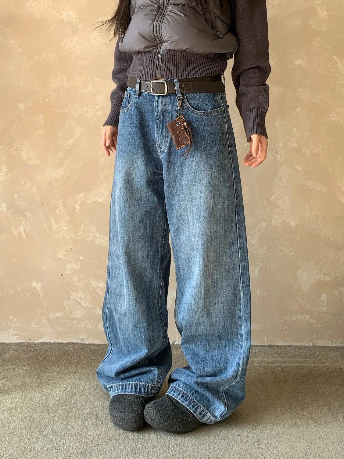 

American Retro Faded Wide Leg Jeans Men Women Loose Straight Slimming Floor-Length Pants Cotton Natural Waist Button Closure