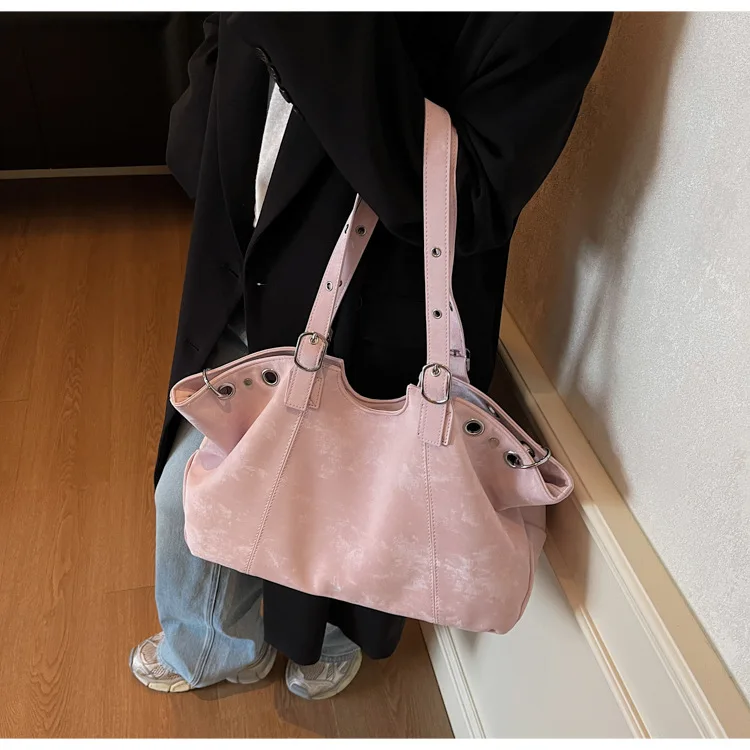 Large Vintage Women's Handbag description 22