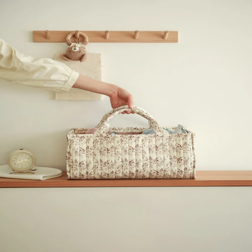 

Корзина для хранения детских принадлежностей с цветочным узором и съемным разделителем, большая корзина для подгузников, для детских салфеток, незаменимые вещи для новорожденных