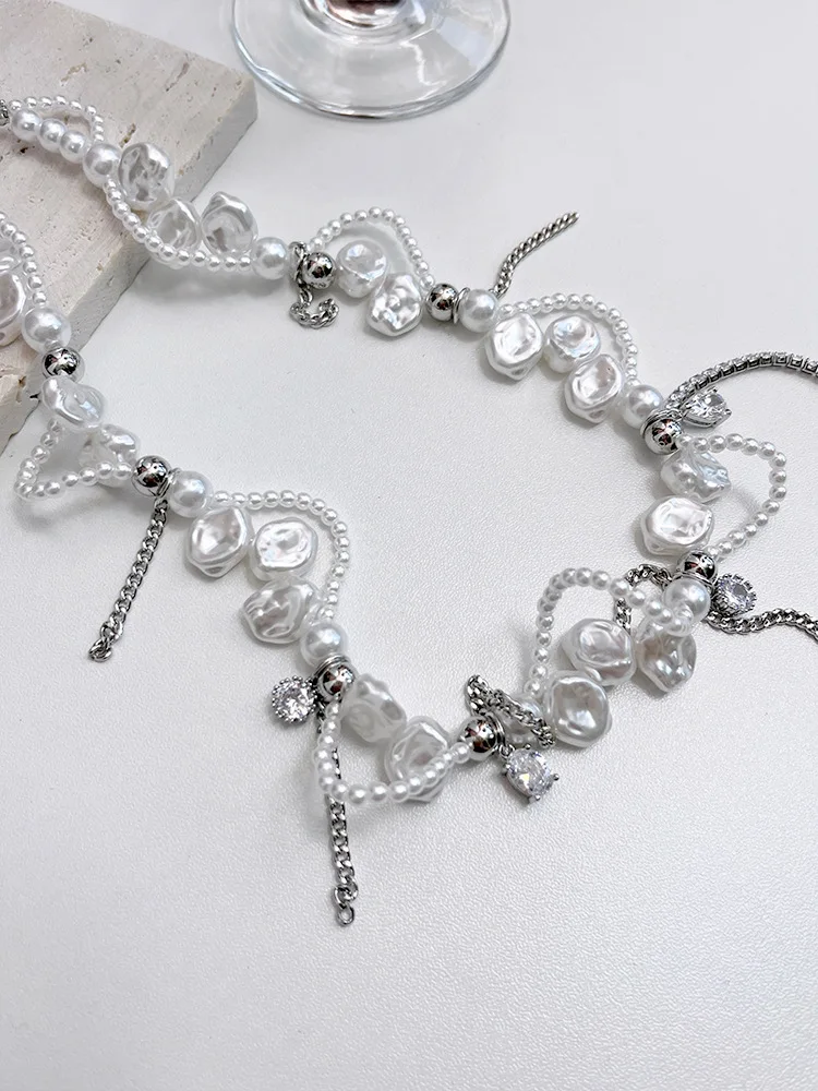 Sweet and cool spice girl wind new necklace European and American irregular pearl necklace