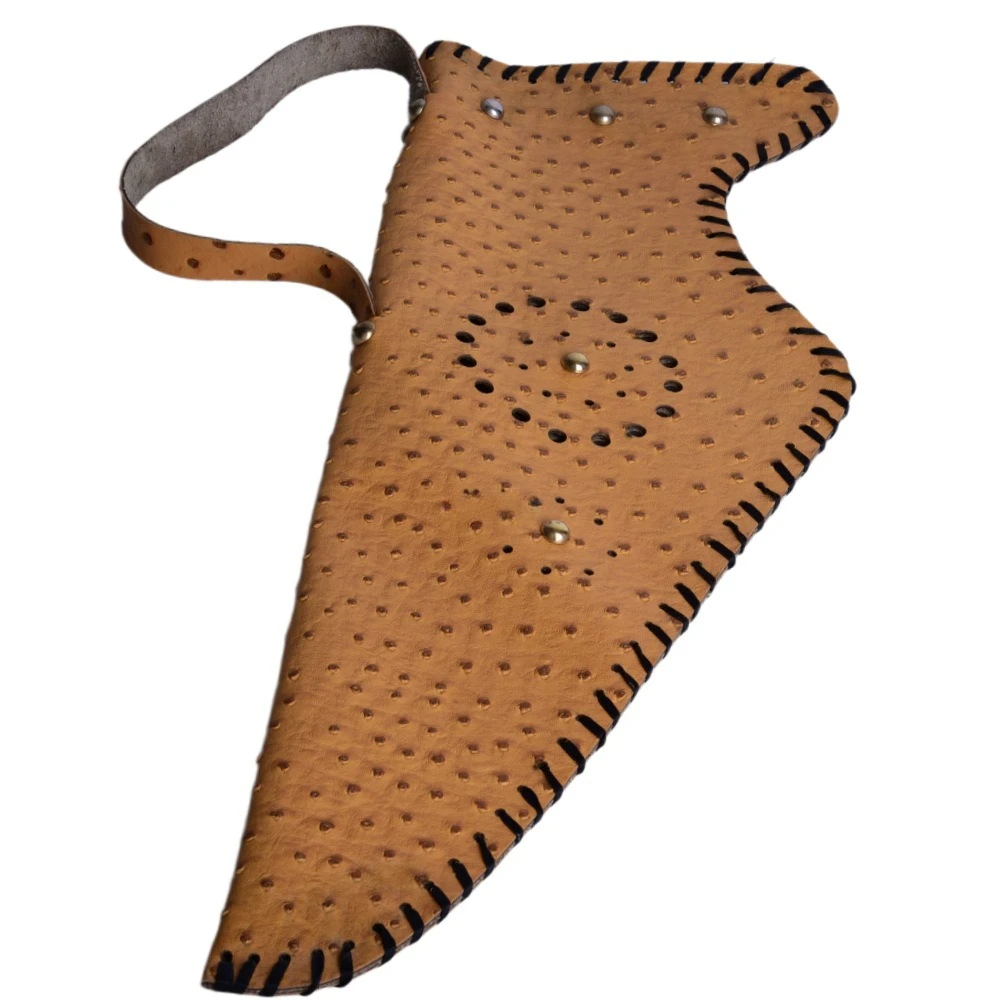Cowhide Leather Arrow Quiver Retro Handmade Portable Hunting Shooting Arrow Holder Bag with Adjustable Strap