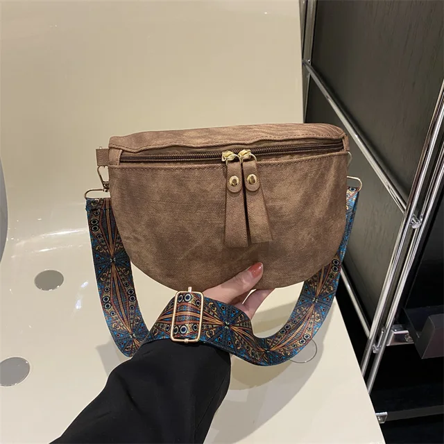 Stylowa torba Hobo w jednolitym kolorze Luksusowa designerska torba na klatkę piersiową Damskie torby na talię ze skóry PU Szeroki pasek Modna torba na ramię Fanny