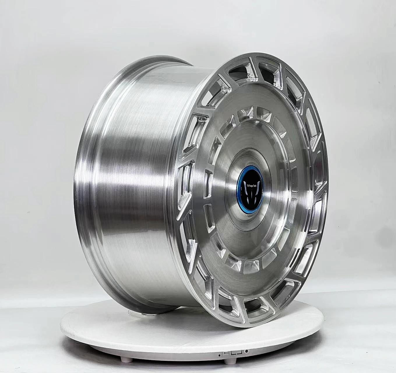 Source Factory Custom Forged Wheels OEM ODM Off Road Wheels Modified Hub 18 19 20 22 Inch Rims for Cars