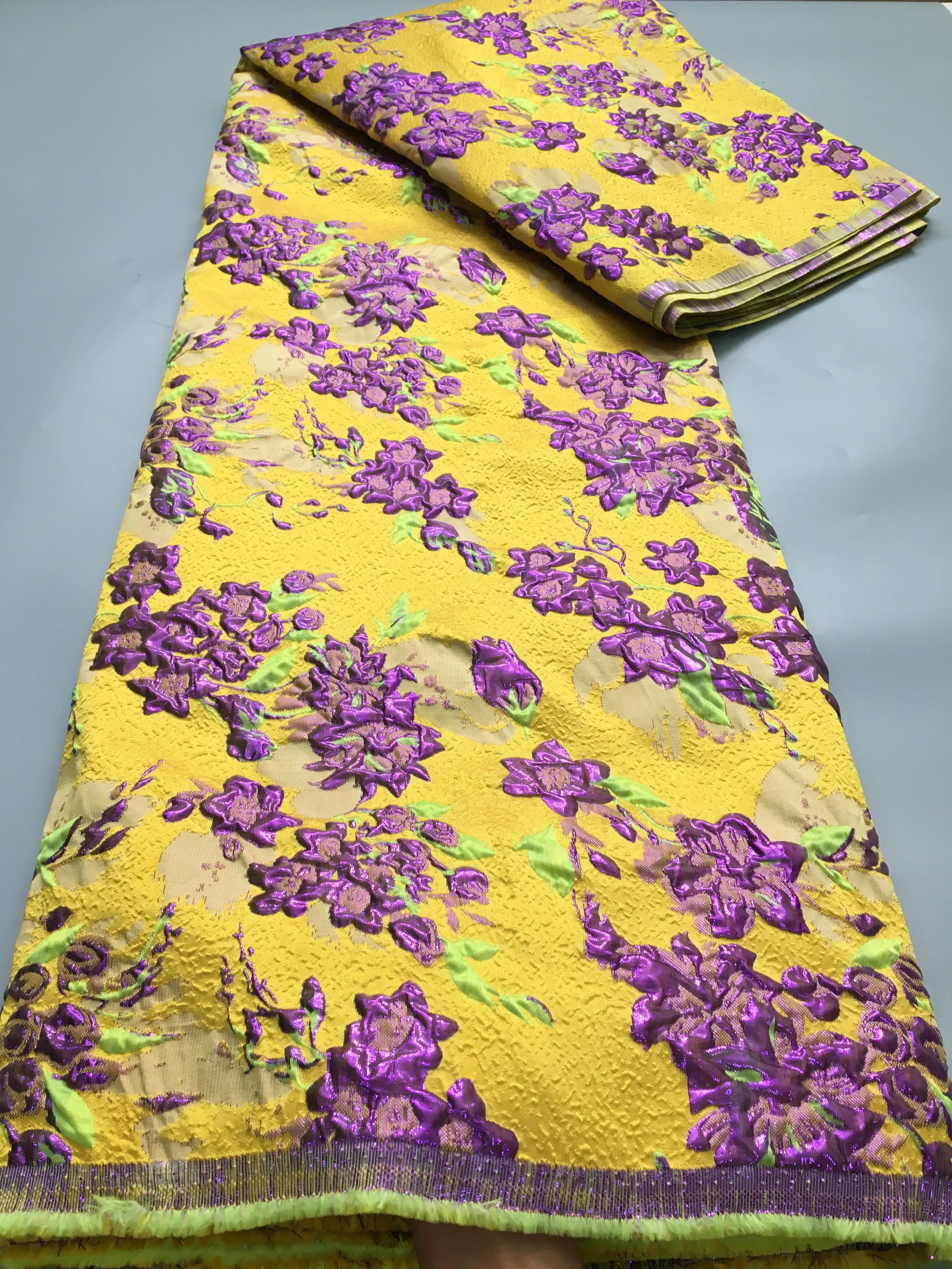 

Kalume 2024 High Quality African Brocade Jacquard Lace Fabric French Organza Gilding Lace Fabric For Nigerian Party Dress F3936