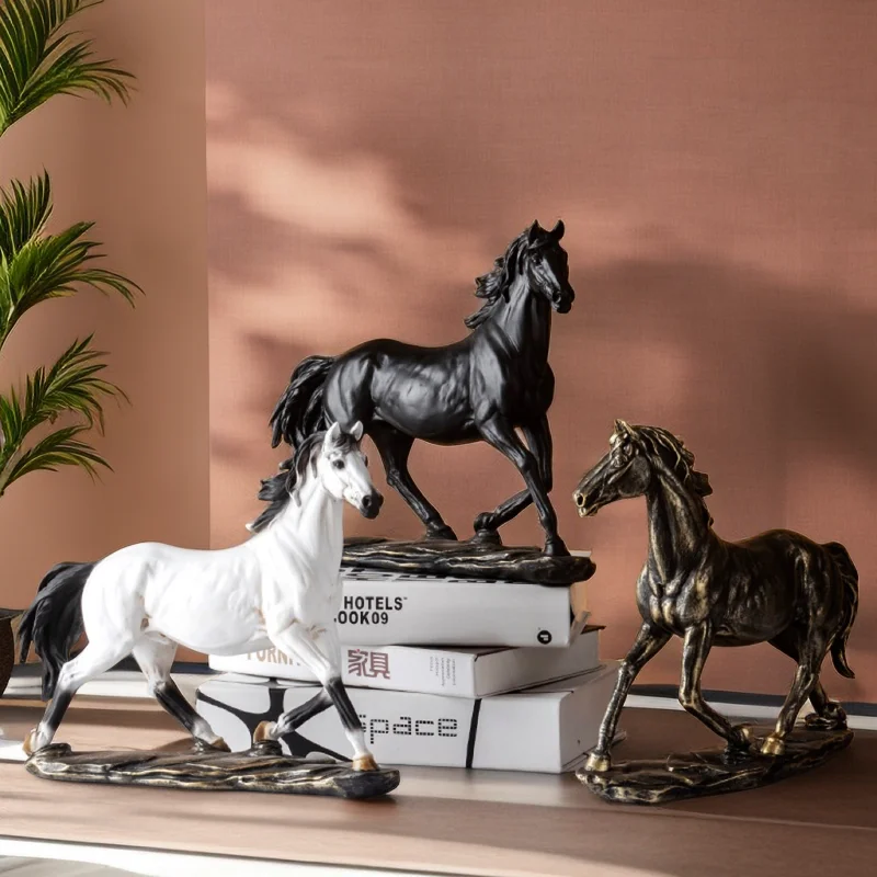 Black Horse Resin Statue Home Decoration Retro Animal Figurine Living Room Office Study Cabinet Bar Desktop Success Oraments