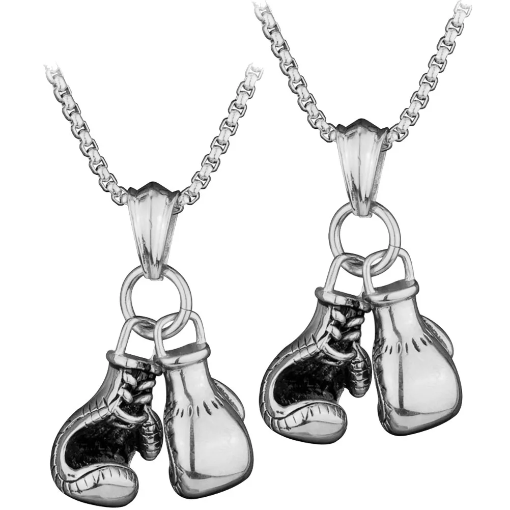 

2Pcs Unique Boxing Gloves Pendant Necklace Punk Inspired Choker for Women Men Stylish Collarbone Chain Fine Craftsmanship