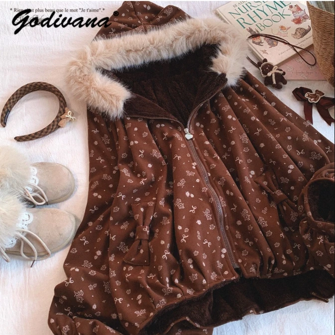 Mori Girl Vintage Floral Cape Coat Fleece‑Lined Lantern Sleeve Cute Girl Loose Warm Poncho Outerwear for Autumn Winter