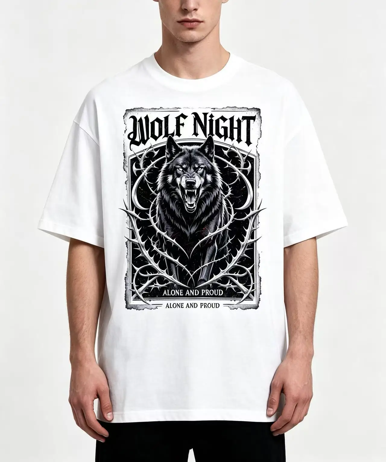 Unisex Wolf Night Angry Wolf Thorn Gothic Graphic T Shirt Men Women Vintage Frame Black White Animal Print Oversized Crew Neck Streetwear Cotton Top
