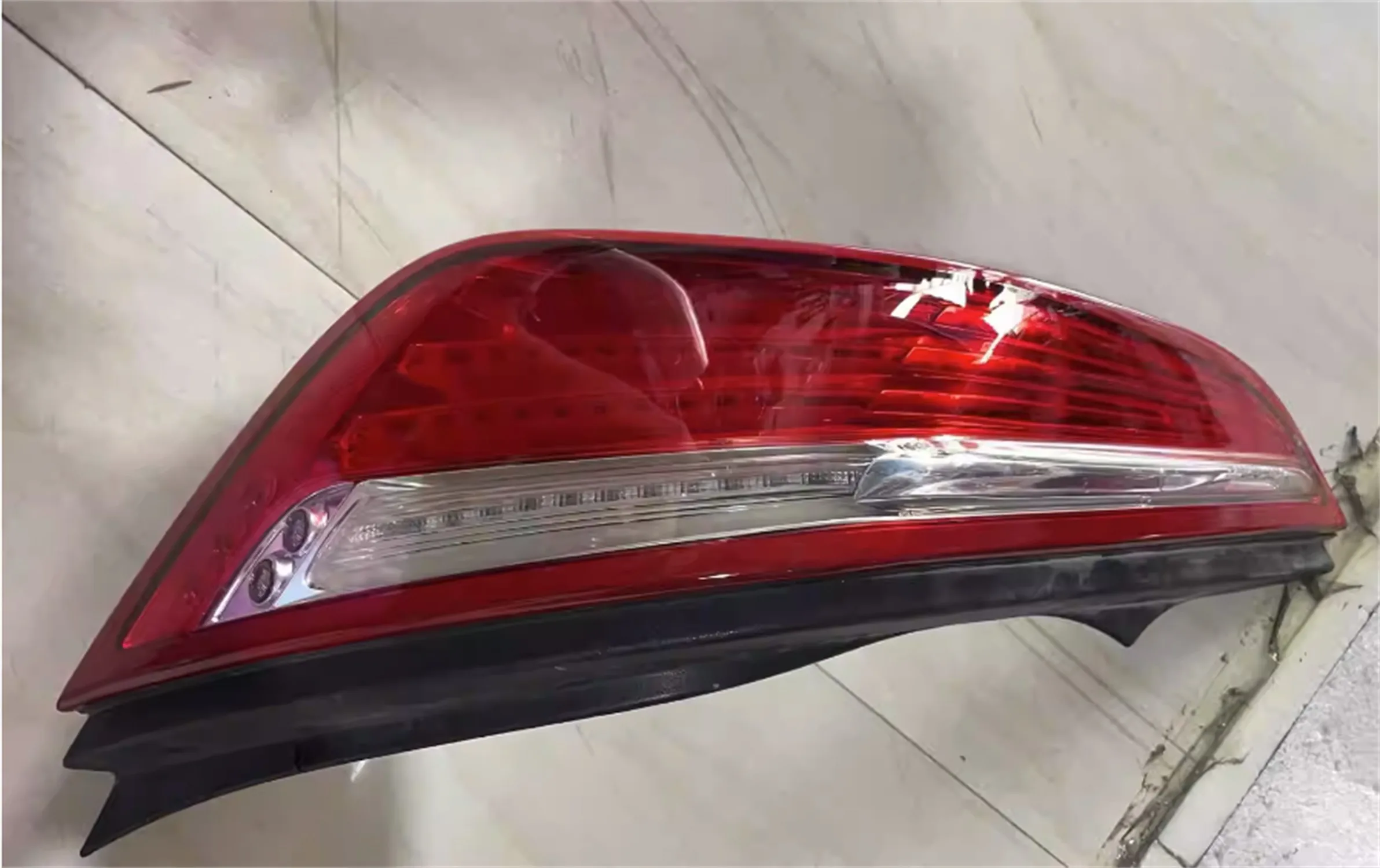 Car Tail Light Tail lamp for Jaguar XJ XJL Brake Driving Reversing Lamp Turn Signal