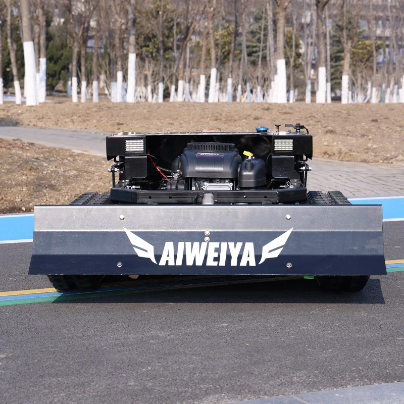 

Customized farm zero-rotation lawn mower, all-terrain tracked type, remote-controlled self-propelled robot model
