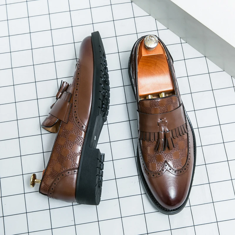 Four Seasons Men's Casual Sports Shoes Trendy Designer Original Tasseled Loafers Pointed Business Dress Leather Shoe Big Size 48