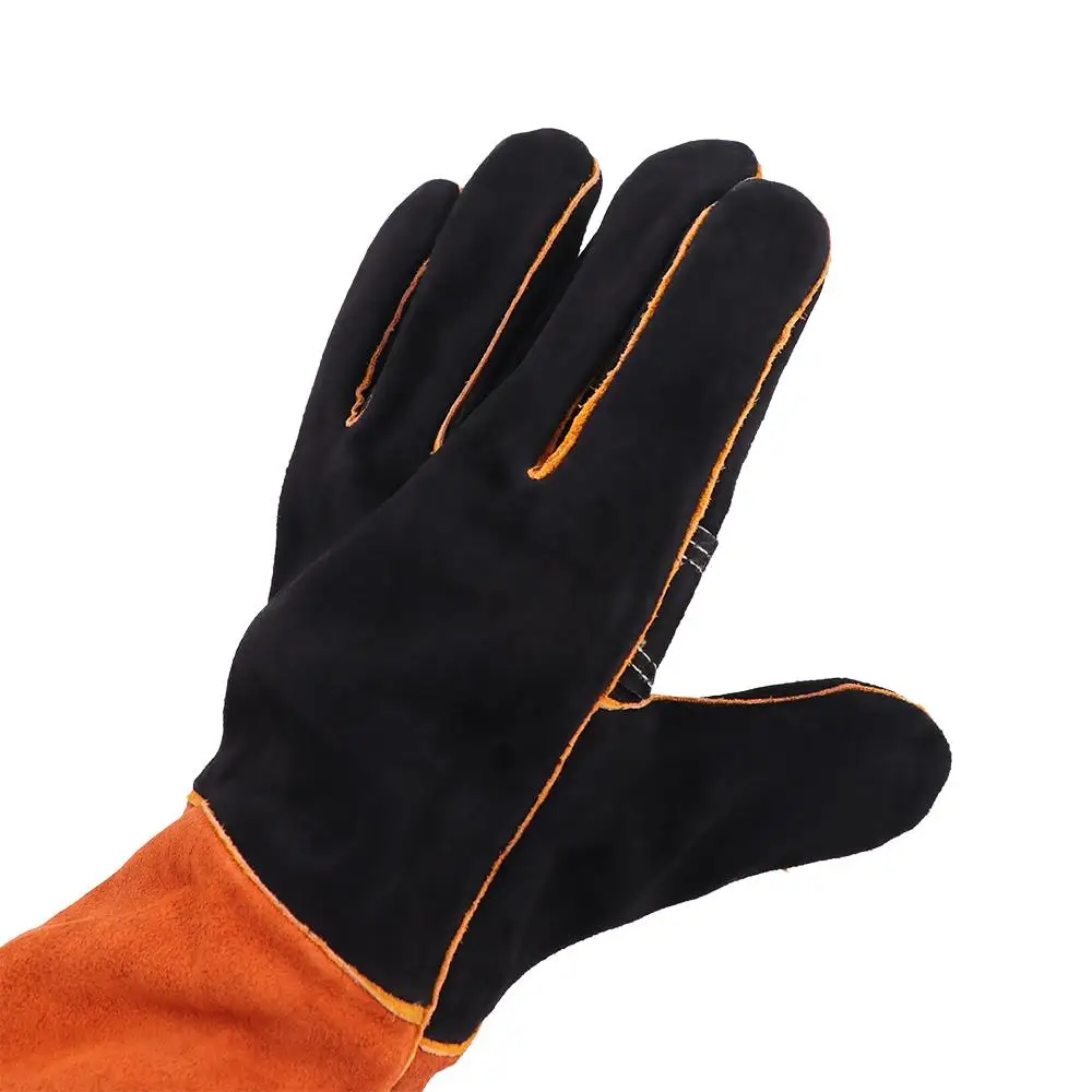

1 пара термостойких кожаных сварочных перчаток из воловьей кожи, защитные рабочие перчатки для защиты рук, противоскользящие, сверхпрочные перчатки для сварщиков