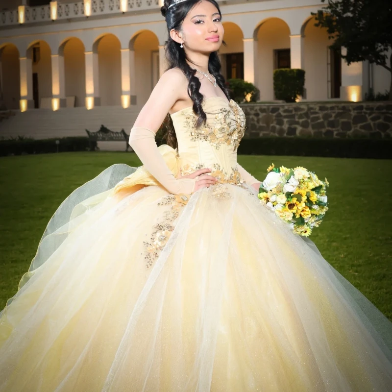 

Champagne Shiny Quinceanera Dresses Ball Gown Off Shoulder Applique Lace Beading Crystal Bow Tull Corset Birthday Payty Sweet 16