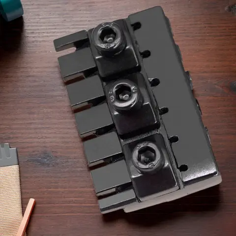 6-स्ट्रिंग हेडलेस इलेक्ट्रिक गिटार स्ट्रिंग लॉकिंग नट 2 रिंच के साथ 2 स्क्रू स्ट्रिंग लॉक नट संगीत वाद्ययंत्र सहायक उपकरण 8 best sales गिटार नट - №5