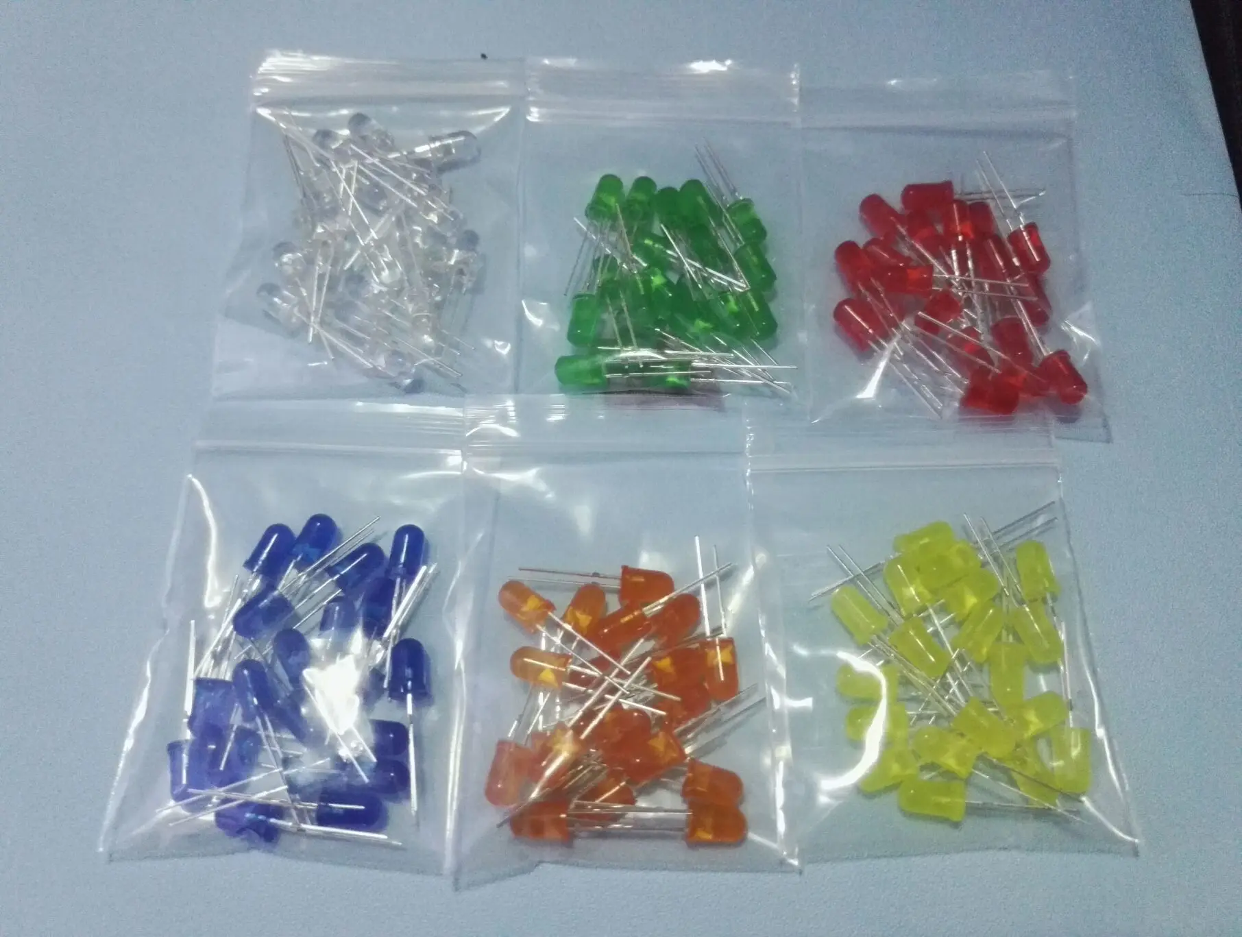 6 valores x 20 peças = 120 peças kit led 6 cores amarelo vermelho azul laranja branco verde kit sortido luz 5mm conjunto de diodo cor de alto brilho